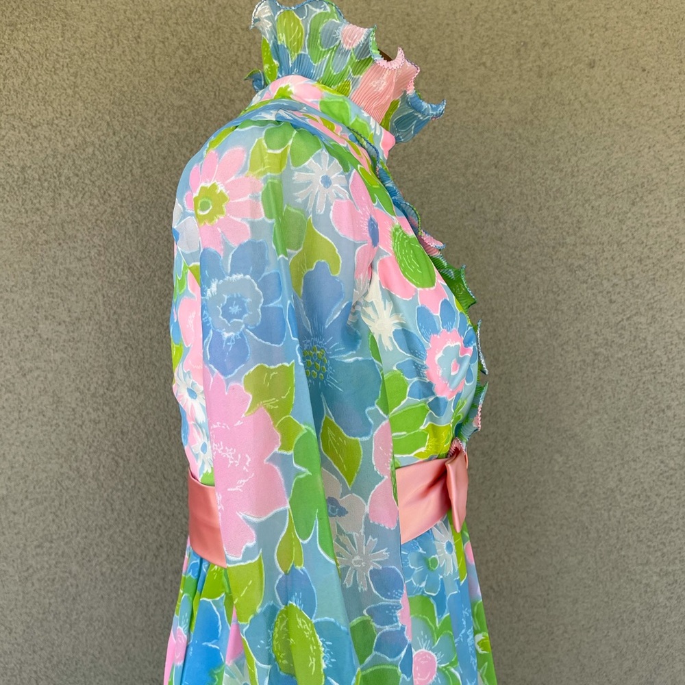 Vintage 70s floral prairie dress - Picture 4 of 8